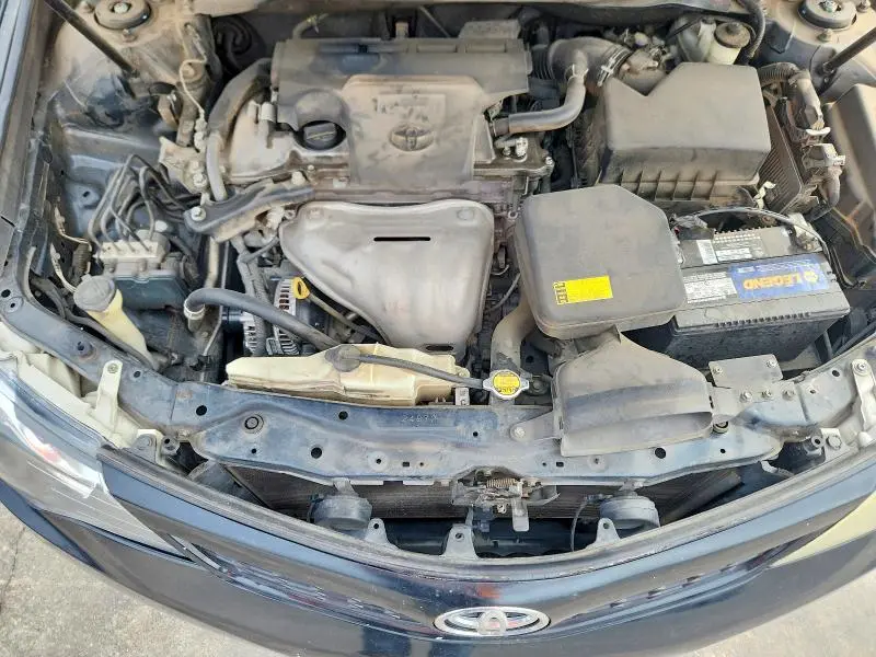 2013 TOYOTA CAMRY SE  