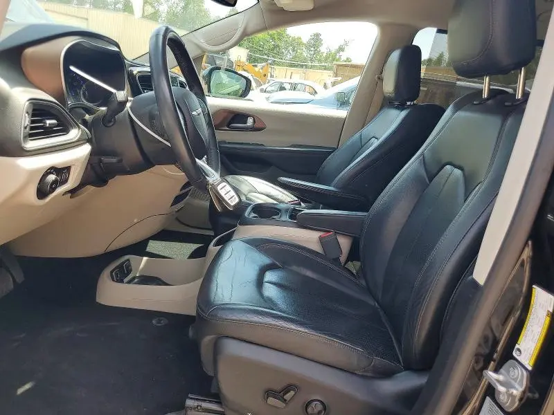 2017 CHRYSLER PACIFICA TOURING L PLUS  