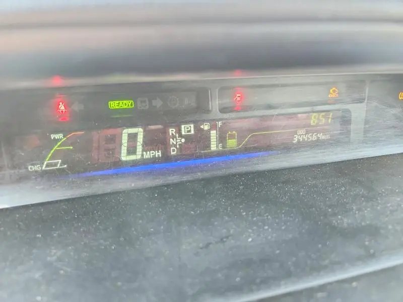 2015 TOYOTA PRIUS V TWO  