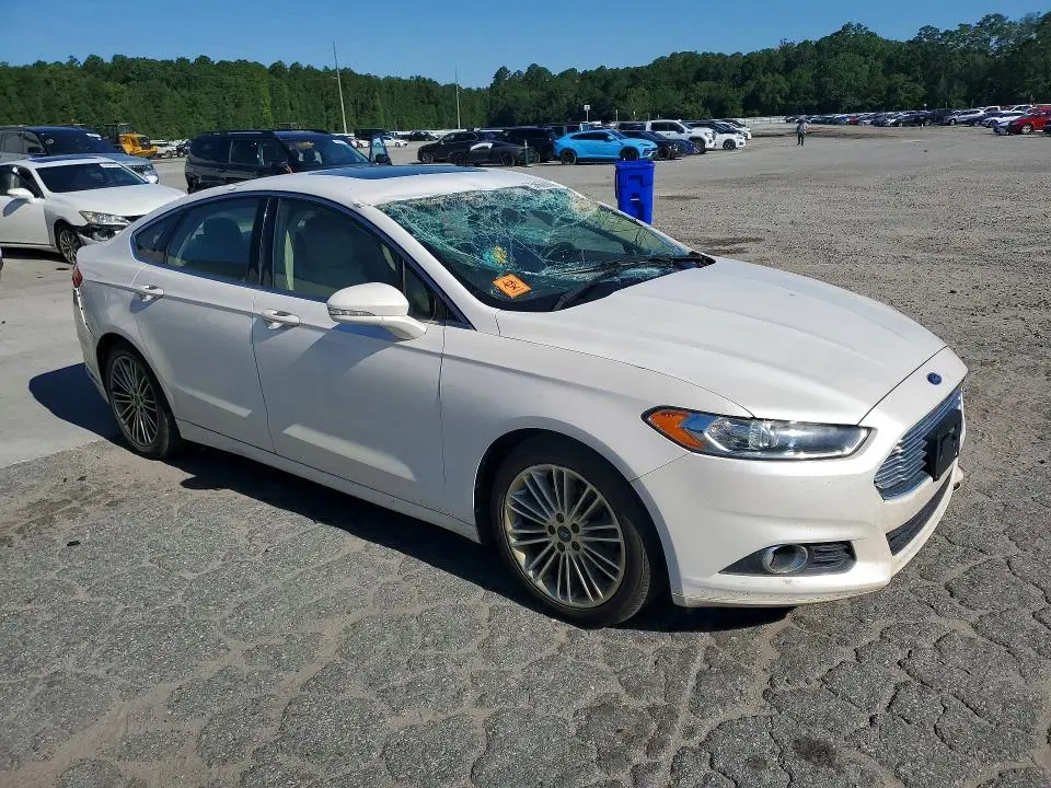 2013 FORD FUSION SE  