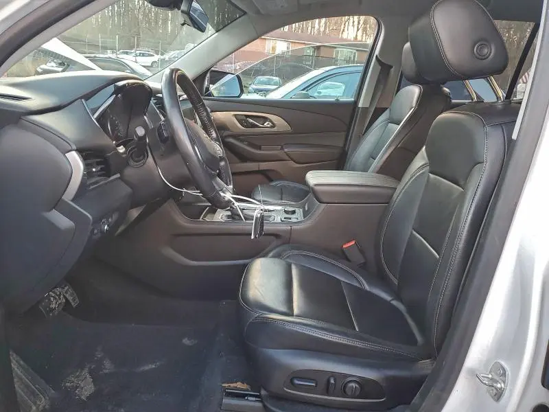 2019 CHEVROLET TRAVERSE LT  