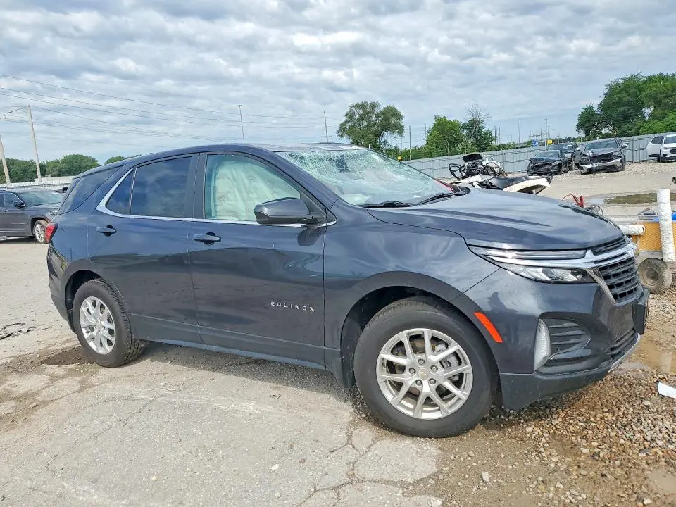 2022 CHEVROLET EQUINOX LT  