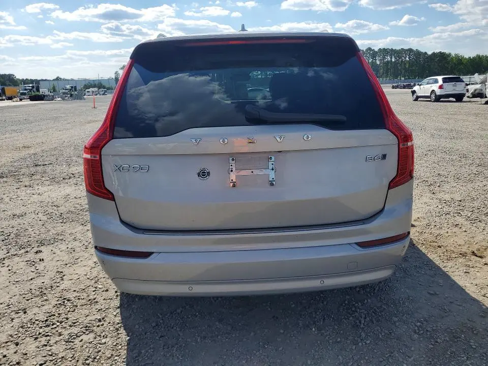 2023 VOLVO XC90 CORE  