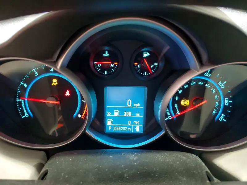 2012 CHEVROLET CRUZE LS  