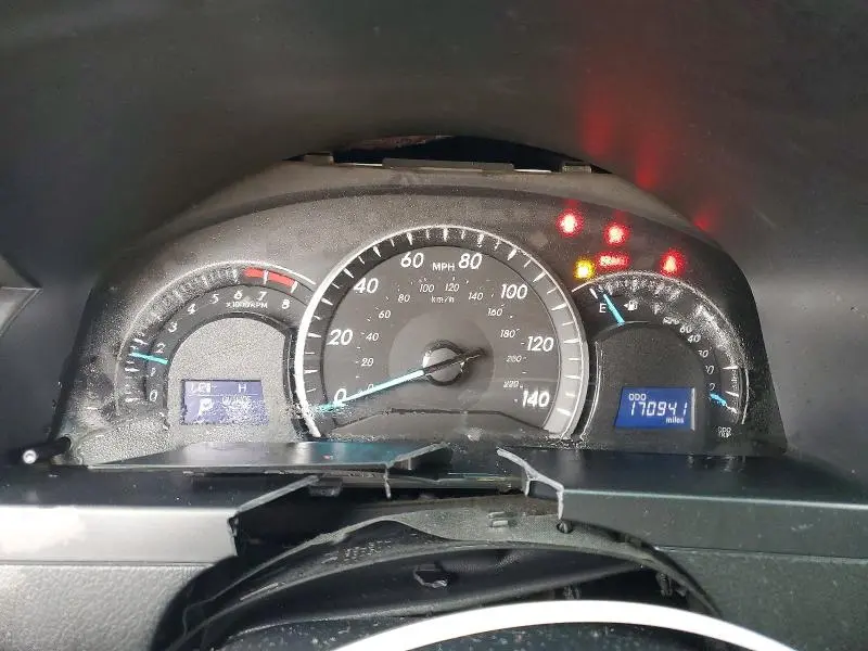 2012 TOYOTA CAMRY BASE  