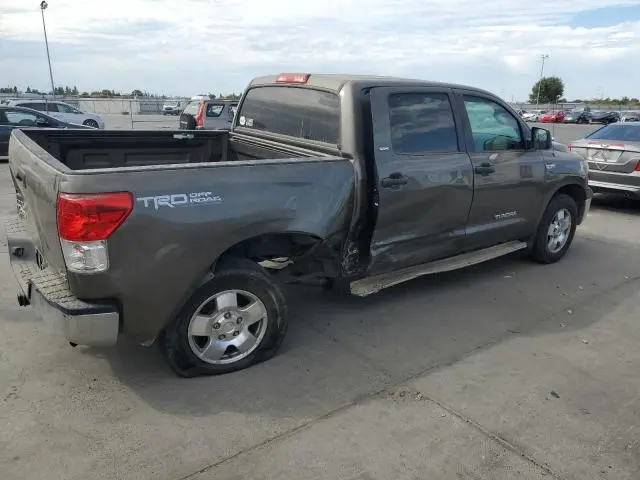 2011 TOYOTA TUNDRA CREWMAX SR5  