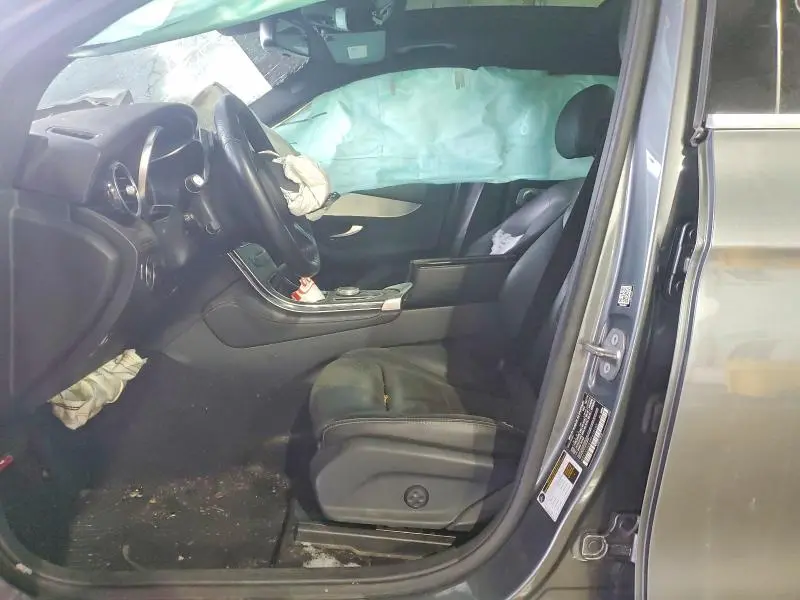 2019 MERCEDES-BENZ GLC 350E  