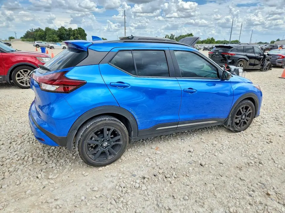 2021 NISSAN KICKS SR  
