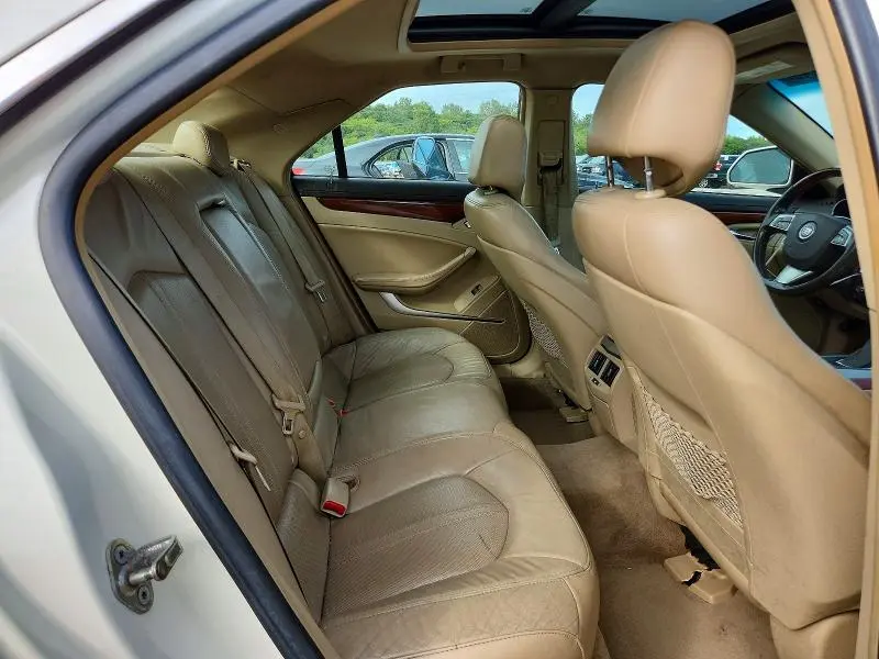 2010 CADILLAC CTS LUXURY COLLECTION  