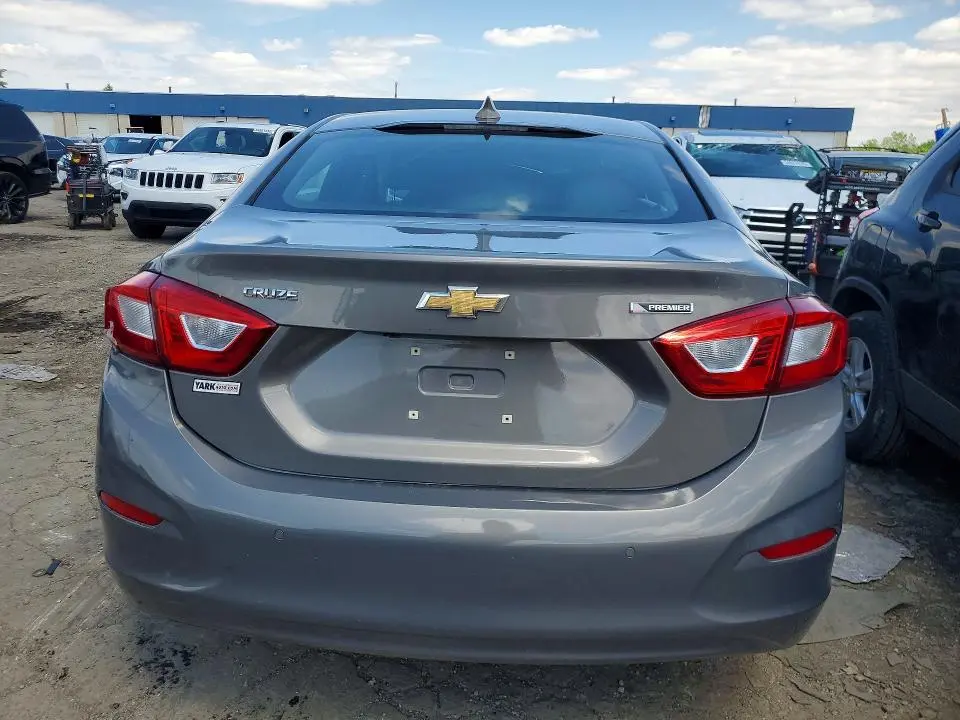 2018 CHEVROLET CRUZE PREMIER  