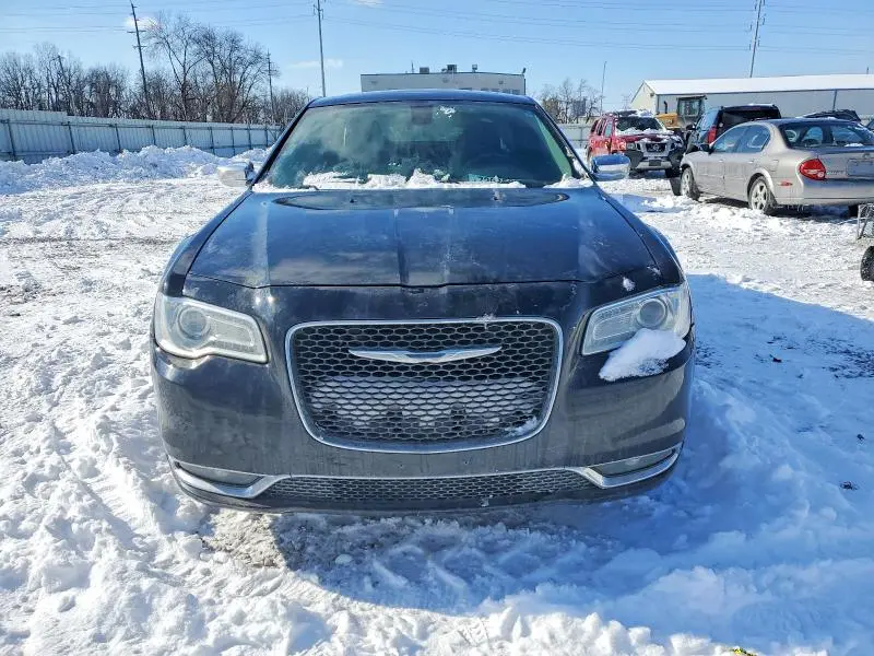 2016 CHRYSLER 300C   
