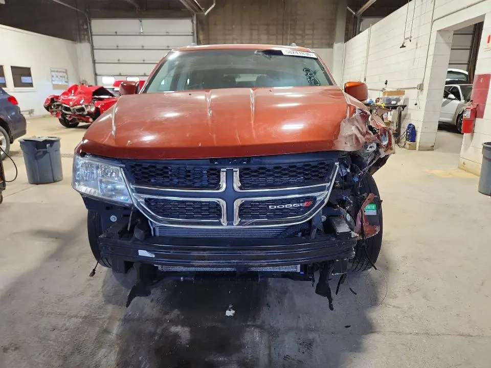 2014 DODGE JOURNEY SXT  