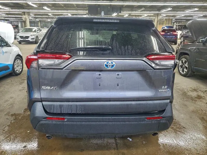 2019 TOYOTA RAV4 LE  