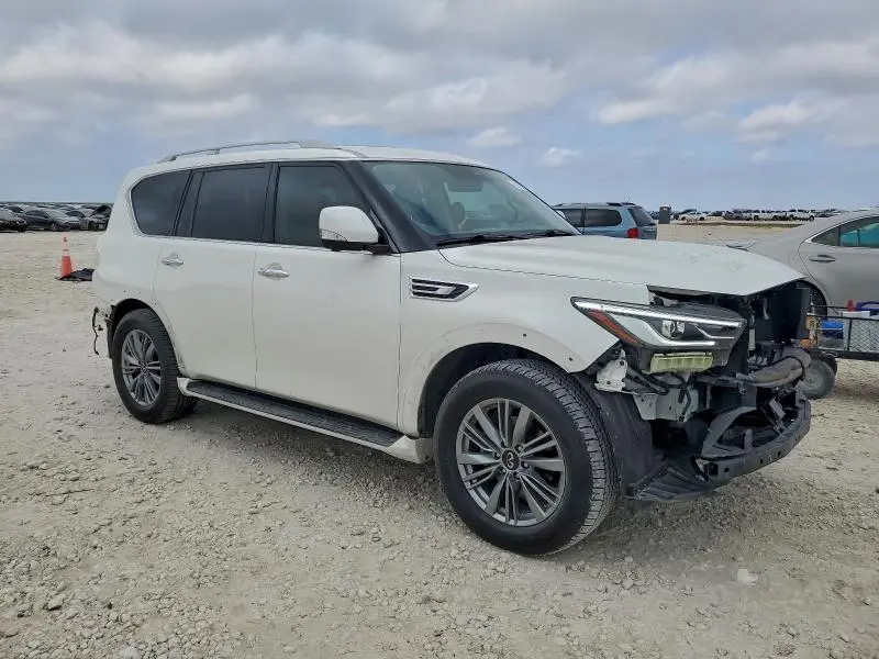 2022 INFINITI QX80 LUXE  