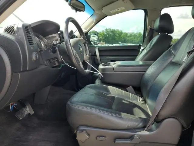 2011 CHEVROLET SILVERADO K1500 LT  
