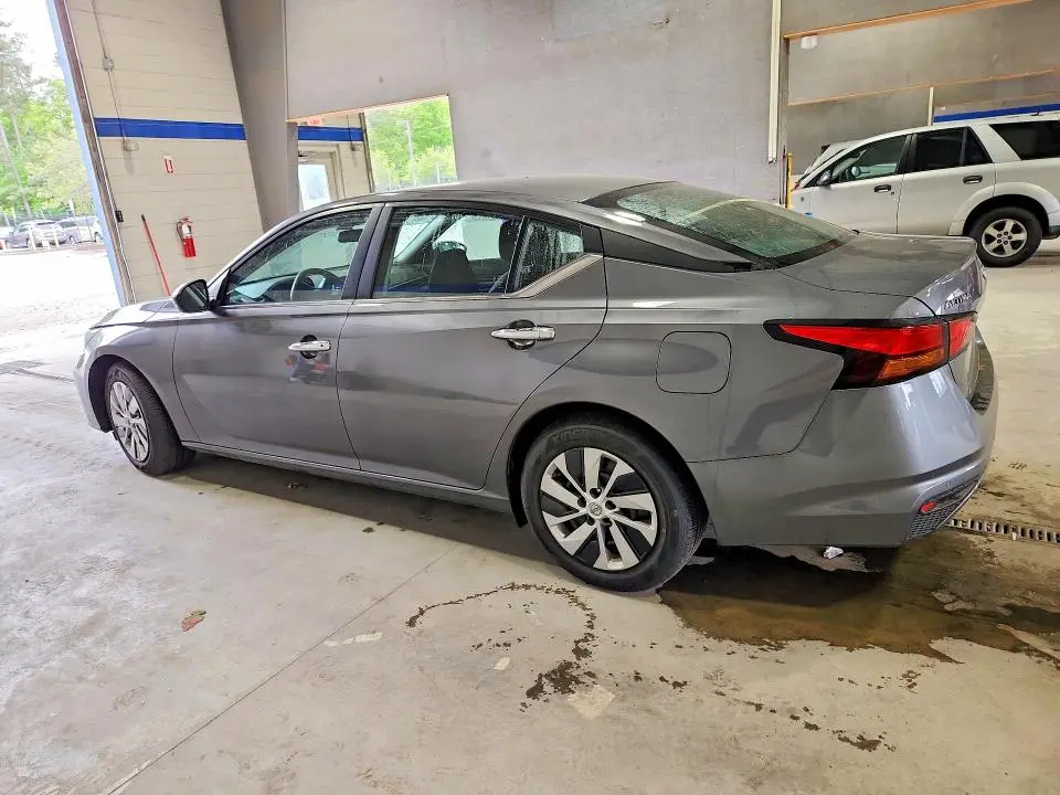 2024 NISSAN ALTIMA S  