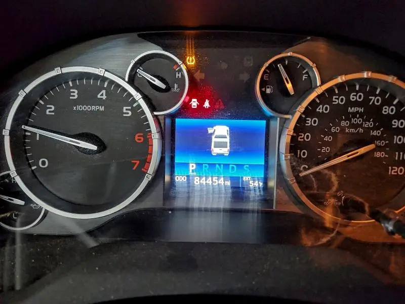 2016 TOYOTA TUNDRA DOUBLE CAB SR  