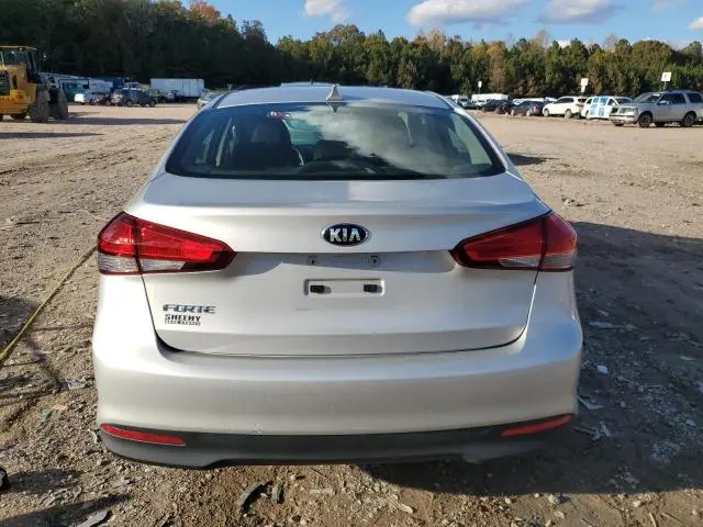 2018 KIA FORTE LX  