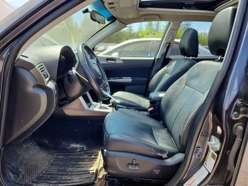 2012 SUBARU FORESTER LIMITED  