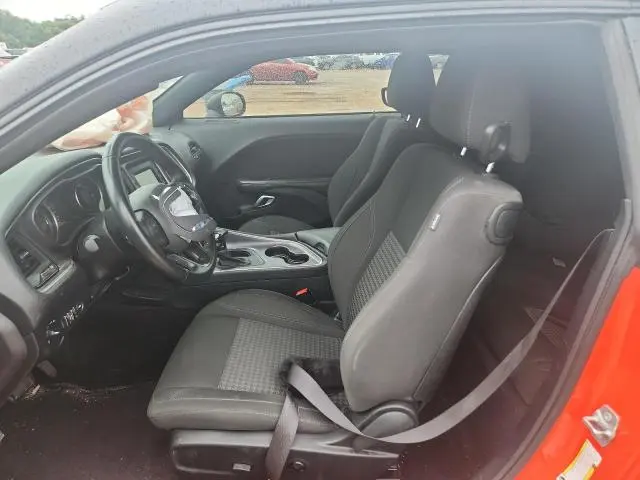 2016 DODGE CHALLENGER SXT  