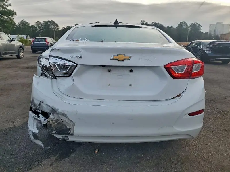 2018 CHEVROLET CRUZE LS  