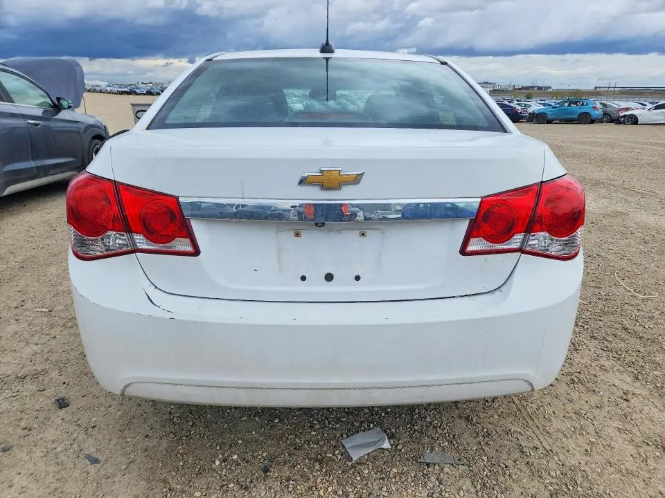 2015 CHEVROLET CRUZE LT  