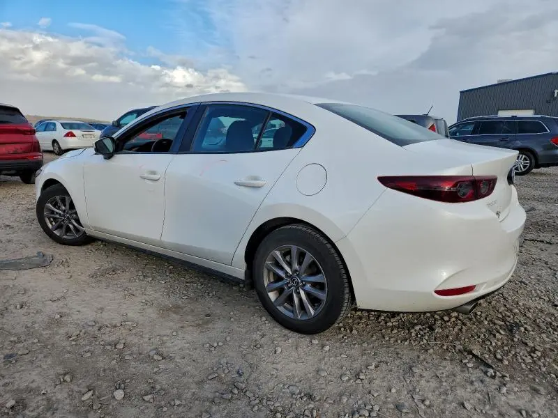 2021 MAZDA 3   