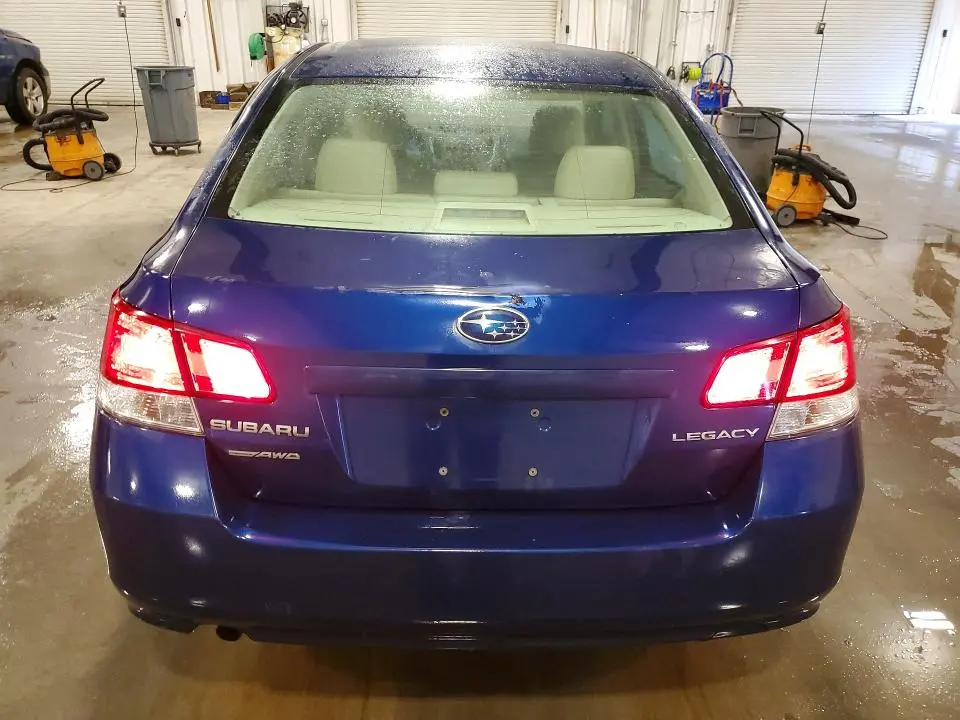 2011 SUBARU LEGACY 2.5I  