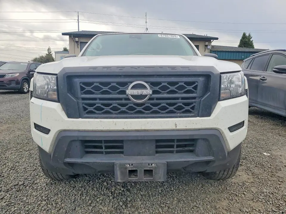 2024 NISSAN FRONTIER S  