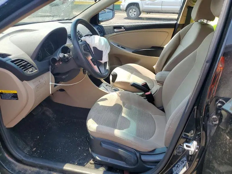 2015 HYUNDAI ACCENT GLS  