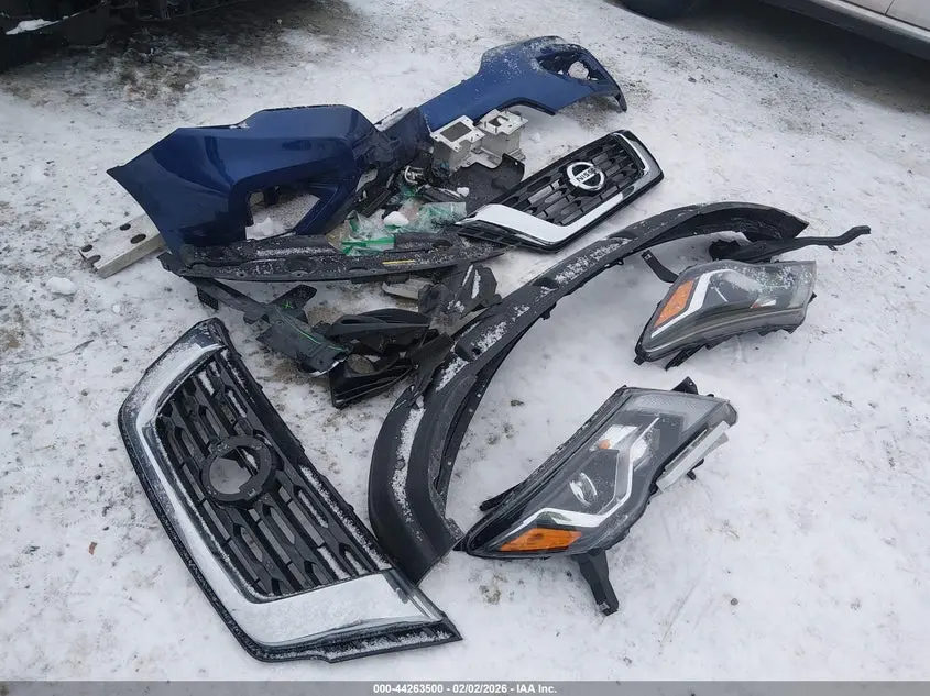 2017 NISSAN PATHFINDER SL