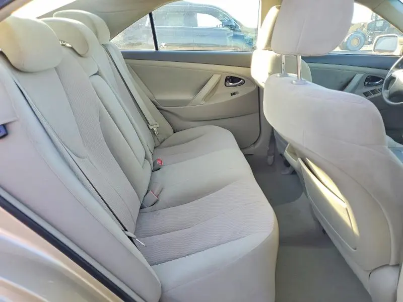 2011 TOYOTA CAMRY BASE  