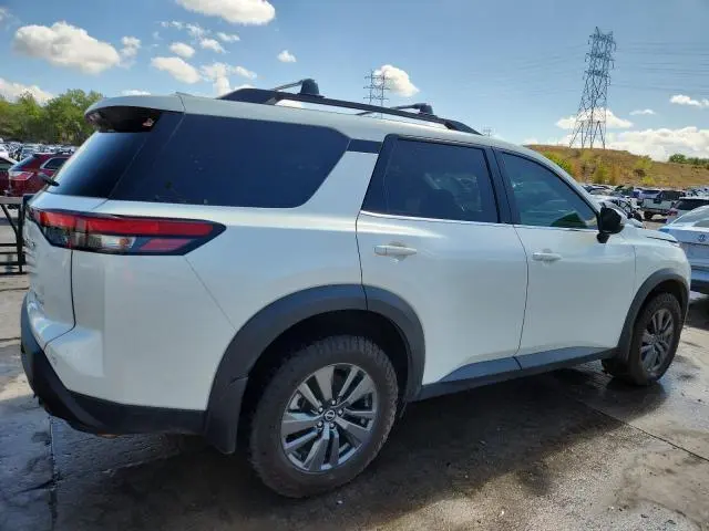 2022 NISSAN PATHFINDER SV  