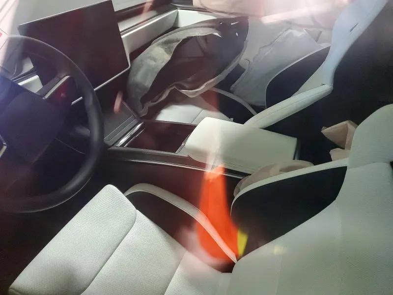 2024 TESLA MODEL S   