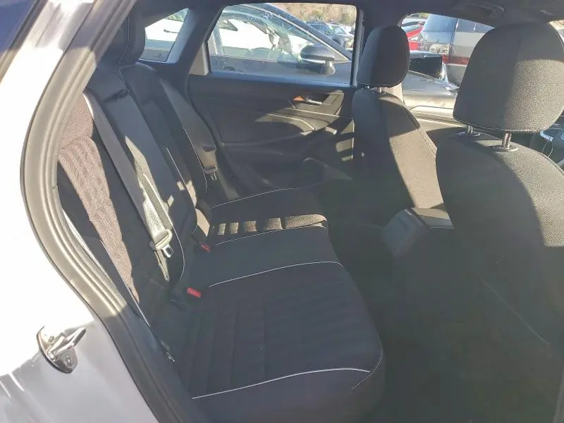 2024 VOLKSWAGEN JETTA SPORT  