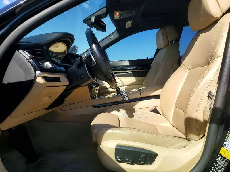 2013 BMW 750 LXI  