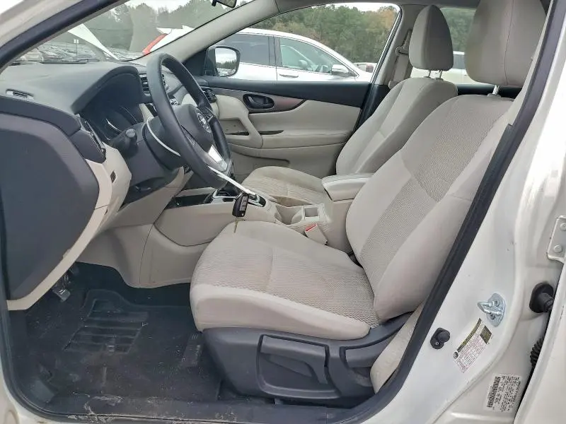 2017 NISSAN ROGUE SPORT S  