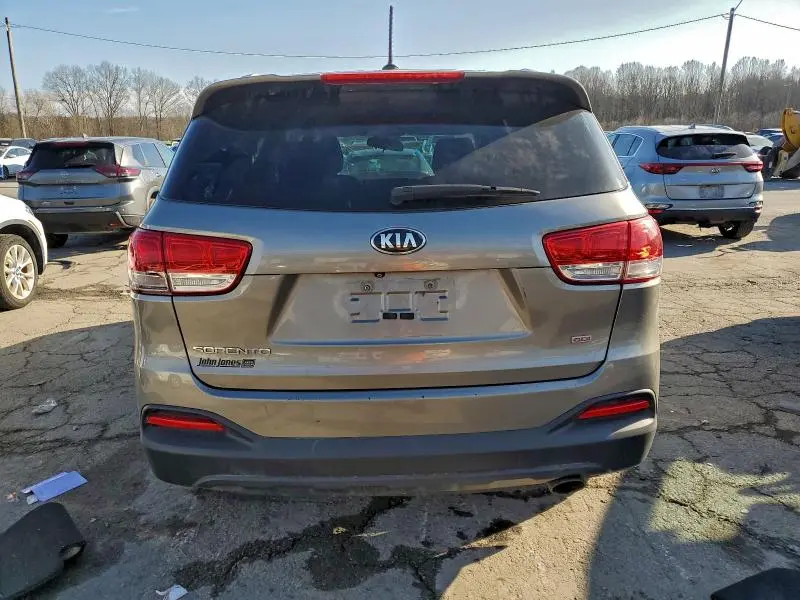 2016 KIA SORENTO LX  