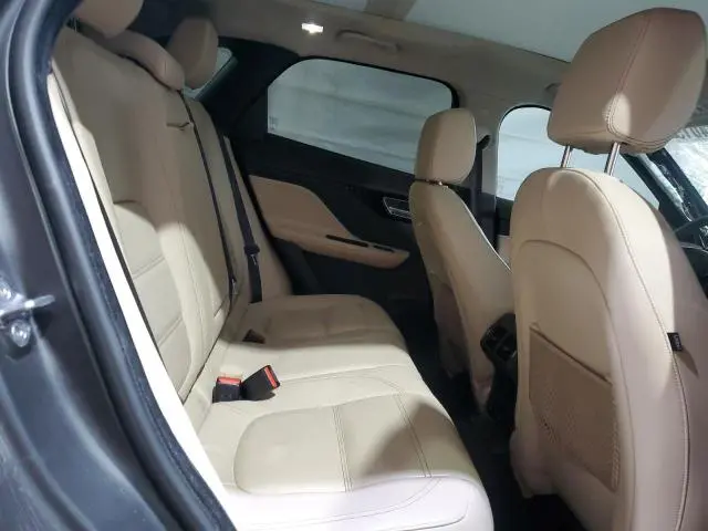 2020 JAGUAR F-PACE PRESTIGE  