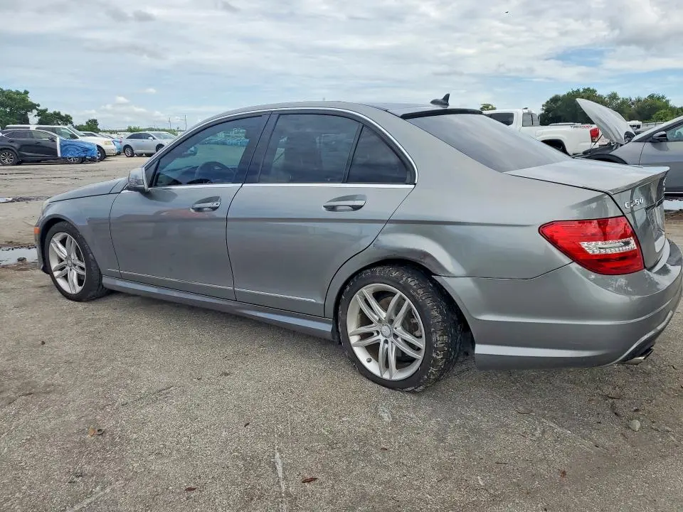 2013 MERCEDES-BENZ C 250  