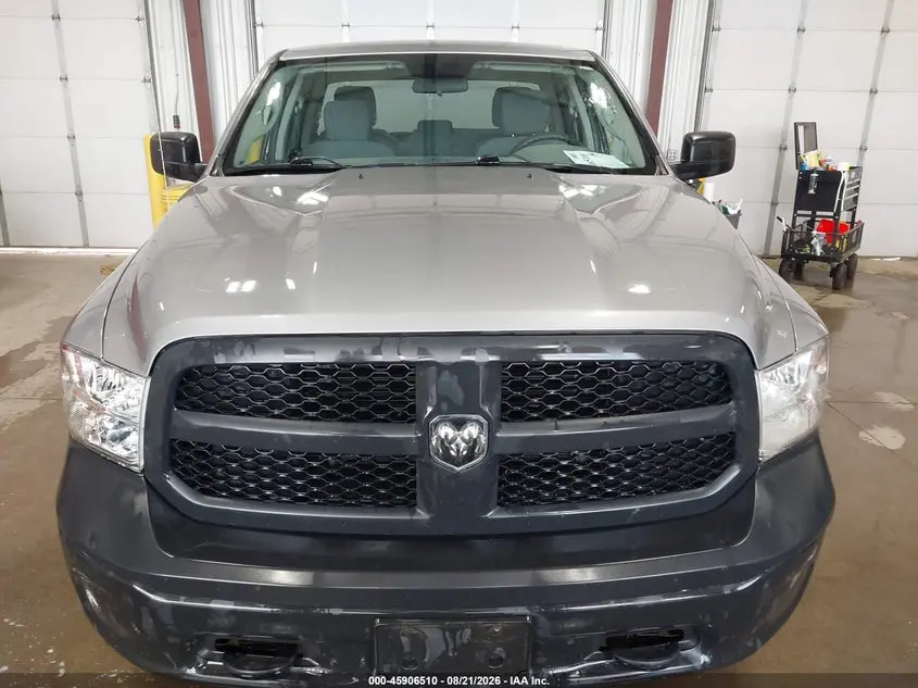 2019 RAM 1500 CLASSIC TRADESMAN  4X4 6'4 BOX