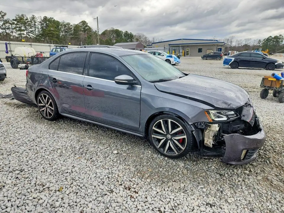 2013 VOLKSWAGEN JETTA GLI  