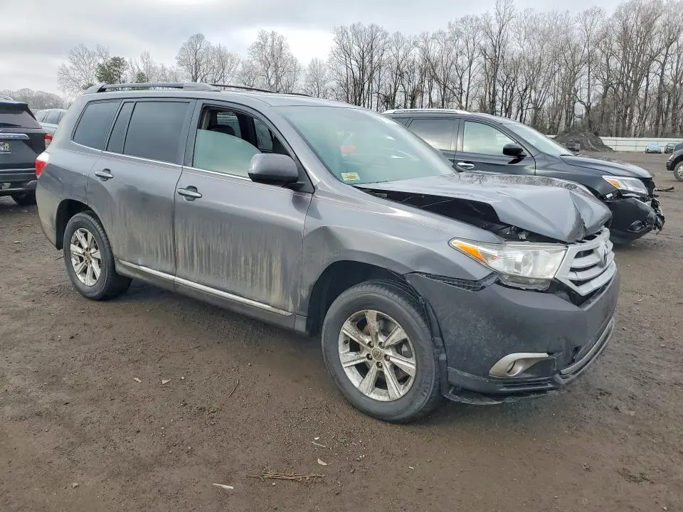 2012 TOYOTA HIGHLANDER   