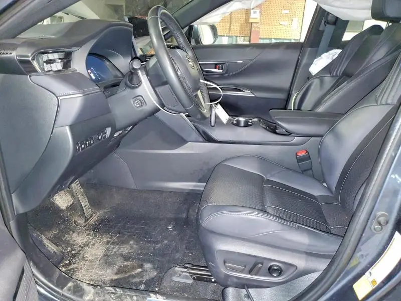 2024 TOYOTA VENZA LIMITED  