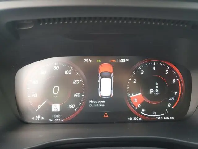 2022 VOLVO XC40 T5 R-DESIGN  