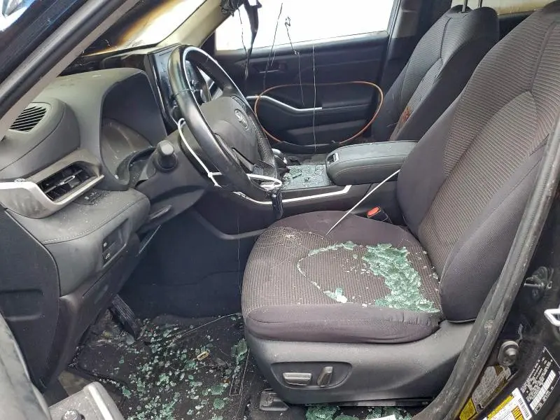 2021 TOYOTA HIGHLANDER HYBRID LE  