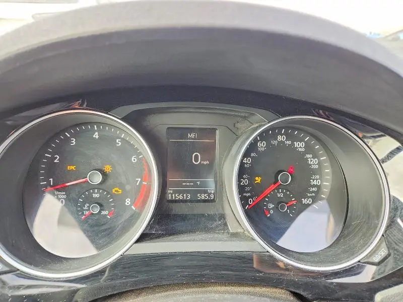 2018 VOLKSWAGEN JETTA SPORT  