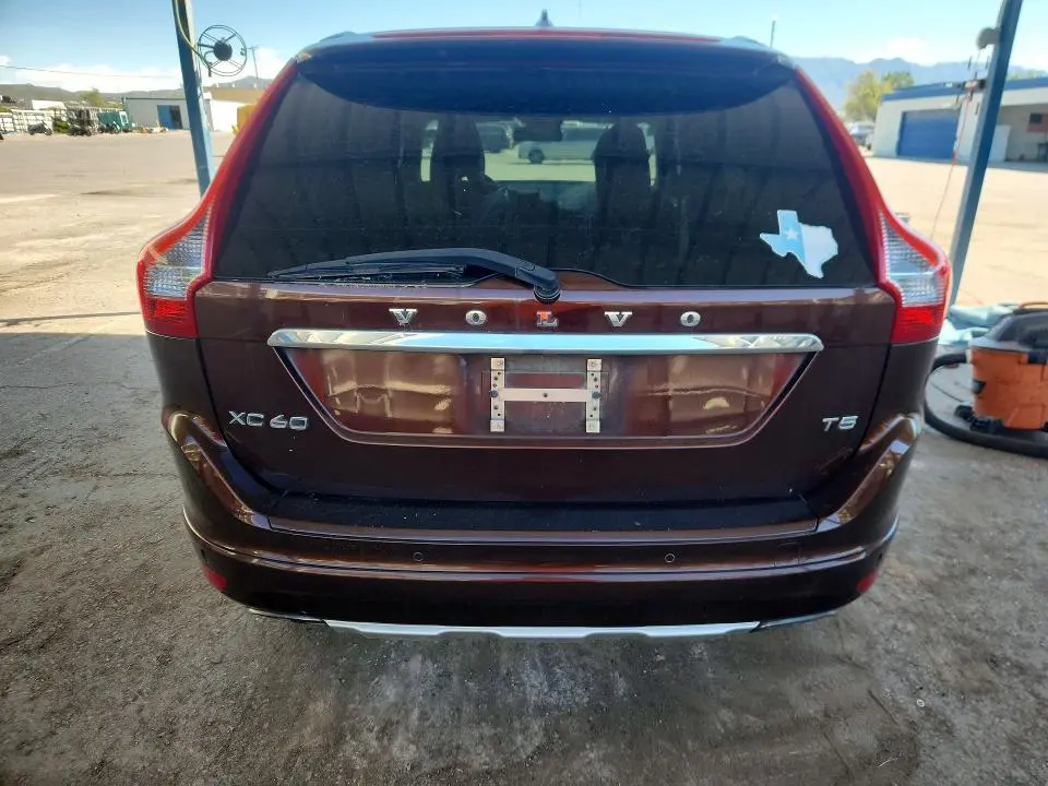 2015 VOLVO XC60 T5 PREMIER  