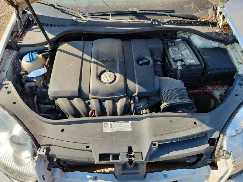 2010 VOLKSWAGEN JETTA S  