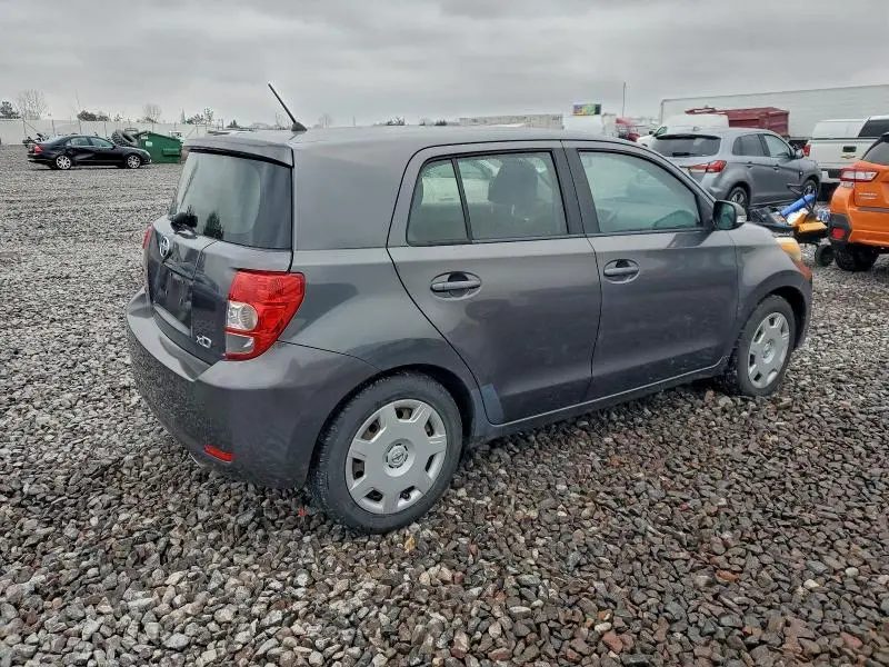 2010 TOYOTA SCION XD   